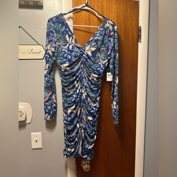 NWT Guess Cocktail Dress - Picture 1 of 4